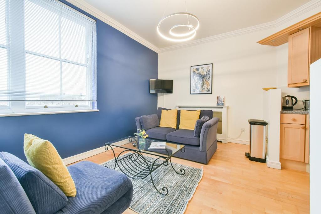 The Shambles Suites room 1